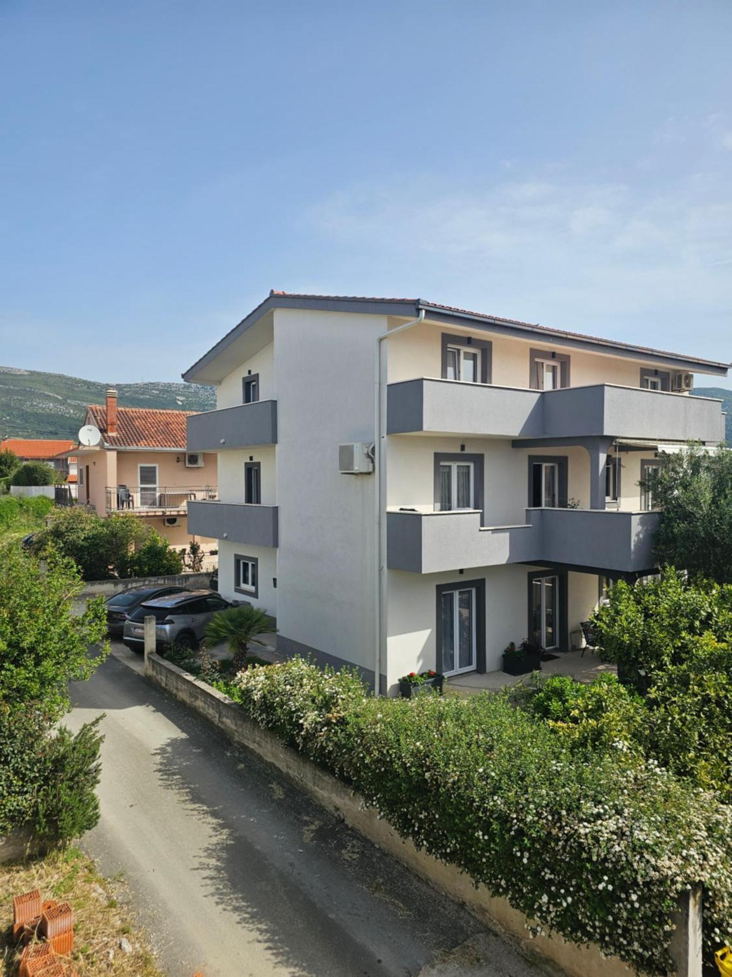 Apartment Dianna